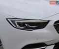 Белый Опель Инсигния, объемом двигателя 2 л и пробегом 240 тыс. км за 15900 $, фото 3 на Automoto.ua