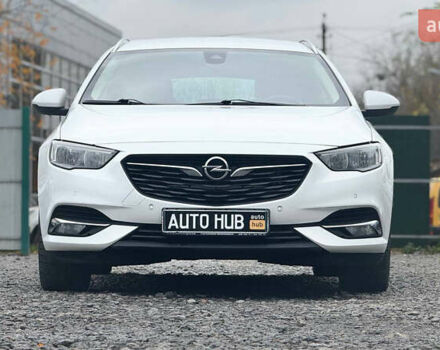 Белый Опель Инсигния, объемом двигателя 1.96 л и пробегом 191 тыс. км за 14900 $, фото 1 на Automoto.ua