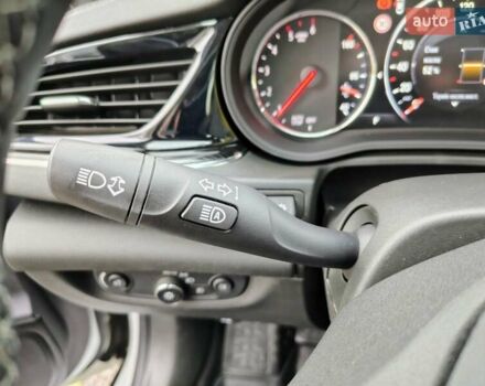 Білий Опель Інсігнія, об'ємом двигуна 2 л та пробігом 245 тис. км за 15700 $, фото 27 на Automoto.ua