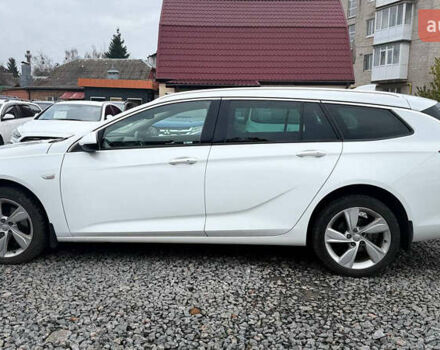 Белый Опель Инсигния, объемом двигателя 1.96 л и пробегом 191 тыс. км за 14900 $, фото 3 на Automoto.ua