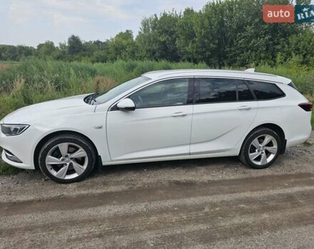 Белый Опель Инсигния, объемом двигателя 2 л и пробегом 191 тыс. км за 15500 $, фото 7 на Automoto.ua