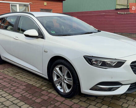 Белый Опель Инсигния, объемом двигателя 1.96 л и пробегом 149 тыс. км за 15900 $, фото 4 на Automoto.ua