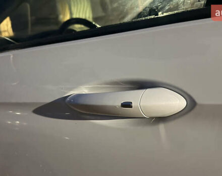 Білий Опель Інсігнія, об'ємом двигуна 1.96 л та пробігом 149 тис. км за 15500 $, фото 11 на Automoto.ua