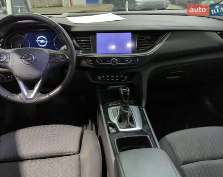 Опель Інсігнія 2019 у Хмельницькому на Automoto.ua Білий Опель Інсігнія, об'ємом двигуна 1.96 л та пробігом 144 тис. км за 14000 $, фото 2 на Automoto.ua