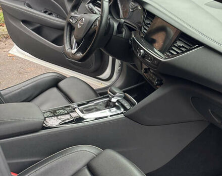 Білий Опель Інсігнія, об'ємом двигуна 1.96 л та пробігом 209 тис. км за 22000 $, фото 11 на Automoto.ua