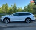 Белый Опель Инсигния, объемом двигателя 2 л и пробегом 223 тыс. км за 16200 $, фото 2 на Automoto.ua