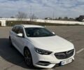 Белый Опель Инсигния, объемом двигателя 2 л и пробегом 240 тыс. км за 16500 $, фото 7 на Automoto.ua