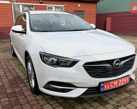 Белый Опель Инсигния, объемом двигателя 1.96 л и пробегом 149 тыс. км за 15900 $, фото 3 на Automoto.ua