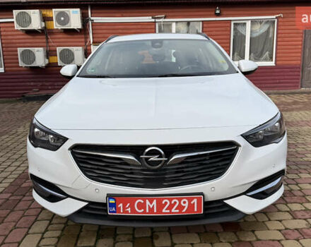 Белый Опель Инсигния, объемом двигателя 1.96 л и пробегом 149 тыс. км за 15900 $, фото 2 на Automoto.ua