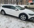 Белый Опель Инсигния, объемом двигателя 2 л и пробегом 231 тыс. км за 15200 $, фото 6 на Automoto.ua