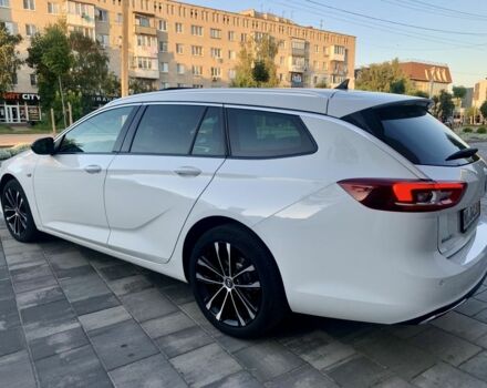 Белый Опель Инсигния, объемом двигателя 2 л и пробегом 189 тыс. км за 18600 $, фото 2 на Automoto.ua