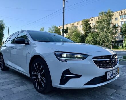 Белый Опель Инсигния, объемом двигателя 2 л и пробегом 189 тыс. км за 18600 $, фото 5 на Automoto.ua