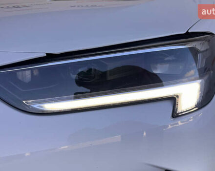 Белый Опель Инсигния, объемом двигателя 1.96 л и пробегом 145 тыс. км за 19750 $, фото 44 на Automoto.ua