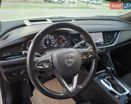 Белый Опель Инсигния, объемом двигателя 1.96 л и пробегом 193 тыс. км за 17999 $, фото 27 на Automoto.ua