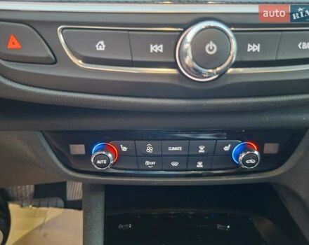 Белый Опель Инсигния, объемом двигателя 1.96 л и пробегом 193 тыс. км за 17999 $, фото 13 на Automoto.ua