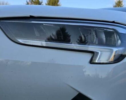 Белый Опель Инсигния, объемом двигателя 2 л и пробегом 153 тыс. км за 16800 $, фото 17 на Automoto.ua