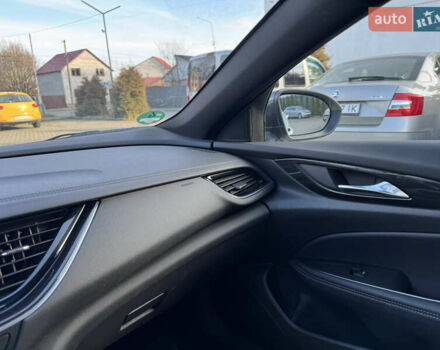 Белый Опель Инсигния, объемом двигателя 1.96 л и пробегом 189 тыс. км за 17700 $, фото 25 на Automoto.ua