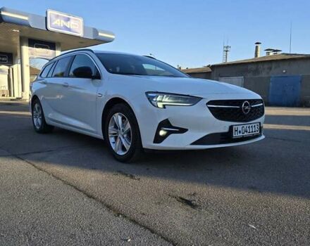 Белый Опель Инсигния, объемом двигателя 2 л и пробегом 153 тыс. км за 16800 $, фото 2 на Automoto.ua