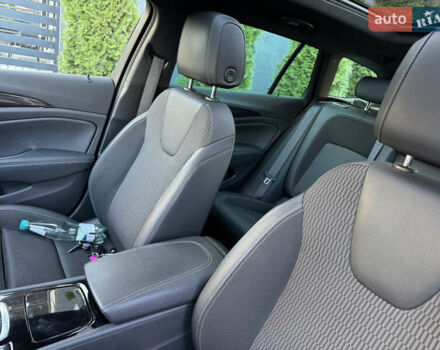 Белый Опель Инсигния, объемом двигателя 1.96 л и пробегом 189 тыс. км за 17700 $, фото 31 на Automoto.ua