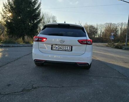 Белый Опель Инсигния, объемом двигателя 2 л и пробегом 153 тыс. км за 16800 $, фото 7 на Automoto.ua