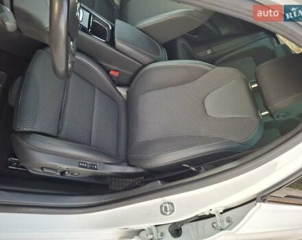 Белый Опель Инсигния, объемом двигателя 1.96 л и пробегом 193 тыс. км за 17999 $, фото 30 на Automoto.ua