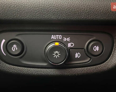 Белый Опель Инсигния, объемом двигателя 1.96 л и пробегом 145 тыс. км за 19750 $, фото 17 на Automoto.ua