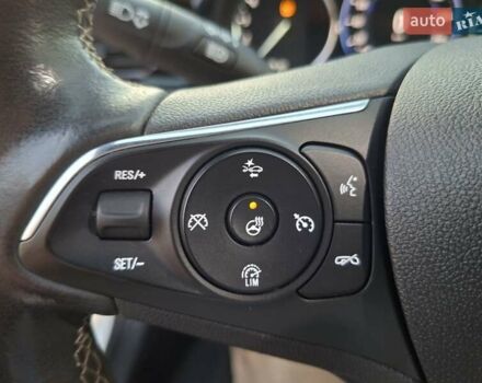 Белый Опель Инсигния, объемом двигателя 1.96 л и пробегом 193 тыс. км за 17999 $, фото 25 на Automoto.ua