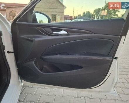 Белый Опель Инсигния, объемом двигателя 1.96 л и пробегом 193 тыс. км за 17999 $, фото 34 на Automoto.ua