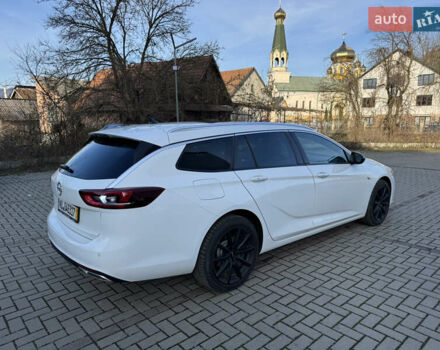 Белый Опель Инсигния, объемом двигателя 1.96 л и пробегом 189 тыс. км за 17700 $, фото 5 на Automoto.ua