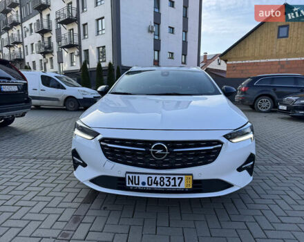 Белый Опель Инсигния, объемом двигателя 1.96 л и пробегом 189 тыс. км за 17700 $, фото 2 на Automoto.ua