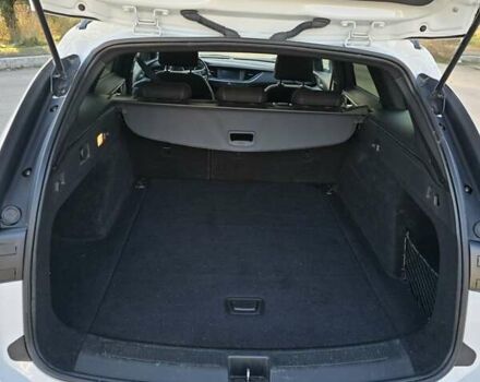 Белый Опель Инсигния, объемом двигателя 2 л и пробегом 153 тыс. км за 16800 $, фото 18 на Automoto.ua