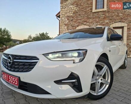 Белый Опель Инсигния, объемом двигателя 1.96 л и пробегом 193 тыс. км за 17999 $, фото 3 на Automoto.ua