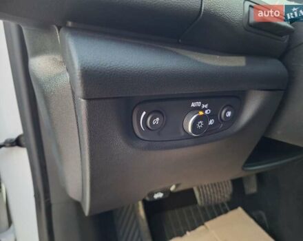 Белый Опель Инсигния, объемом двигателя 1.96 л и пробегом 193 тыс. км за 17999 $, фото 28 на Automoto.ua