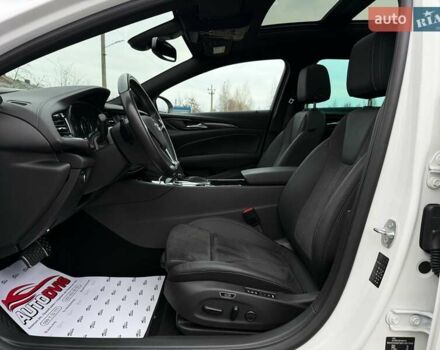 Белый Опель Инсигния, объемом двигателя 2 л и пробегом 169 тыс. км за 20999 $, фото 36 на Automoto.ua