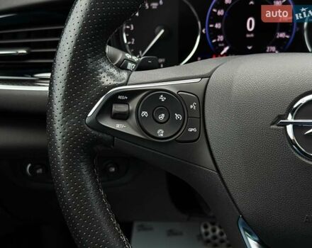 Белый Опель Инсигния, объемом двигателя 2 л и пробегом 169 тыс. км за 20999 $, фото 48 на Automoto.ua