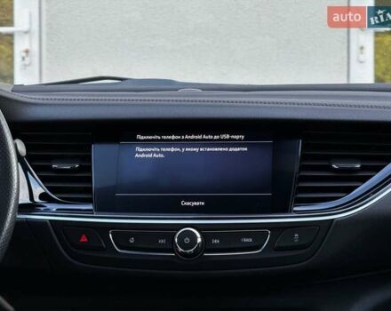 Белый Опель Инсигния, объемом двигателя 2 л и пробегом 169 тыс. км за 20999 $, фото 86 на Automoto.ua