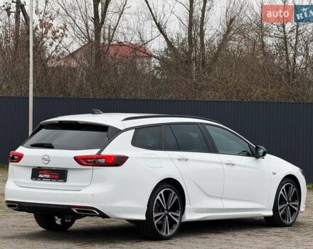 Белый Опель Инсигния, объемом двигателя 2 л и пробегом 169 тыс. км за 20999 $, фото 4 на Automoto.ua