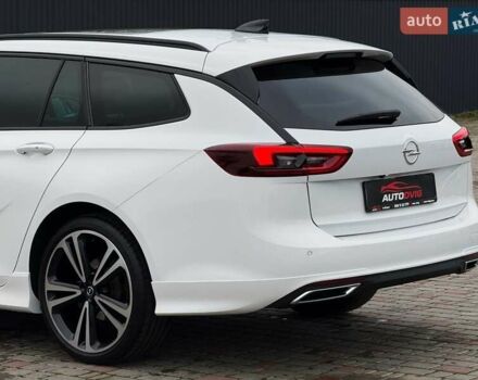 Белый Опель Инсигния, объемом двигателя 2 л и пробегом 169 тыс. км за 20999 $, фото 24 на Automoto.ua
