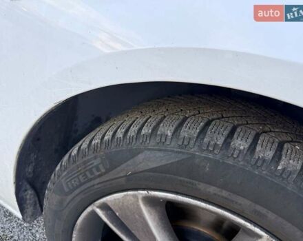 Білий Опель Інсігнія, об'ємом двигуна 2 л та пробігом 103 тис. км за 14500 $, фото 16 на Automoto.ua