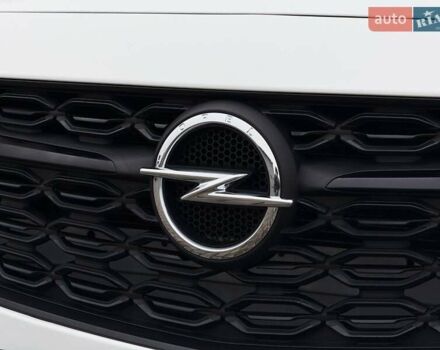 Белый Опель Инсигния, объемом двигателя 2 л и пробегом 169 тыс. км за 20999 $, фото 18 на Automoto.ua