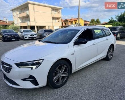 Білий Опель Інсігнія, об'ємом двигуна 2 л та пробігом 103 тис. км за 14500 $, фото 19 на Automoto.ua