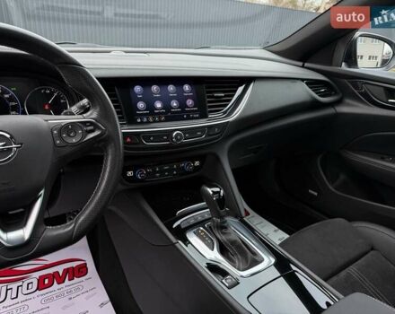 Белый Опель Инсигния, объемом двигателя 2 л и пробегом 169 тыс. км за 20999 $, фото 51 на Automoto.ua