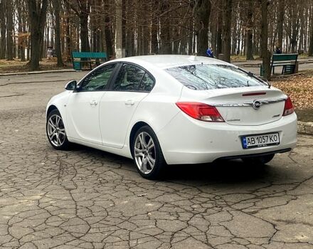 Белый Опель Инсигния, объемом двигателя 1.6 л и пробегом 193 тыс. км за 8500 $, фото 12 на Automoto.ua