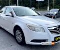 Белый Опель Инсигния, объемом двигателя 2 л и пробегом 276 тыс. км за 8000 $, фото 1 на Automoto.ua