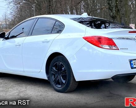 Белый Опель Инсигния, объемом двигателя 1.6 л и пробегом 193 тыс. км за 8500 $, фото 1 на Automoto.ua