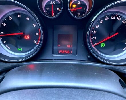 Белый Опель Инсигния, объемом двигателя 1.6 л и пробегом 193 тыс. км за 8500 $, фото 9 на Automoto.ua