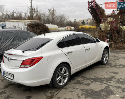 Белый Опель Инсигния, объемом двигателя 1.96 л и пробегом 100 тыс. км за 3750 $, фото 5 на Automoto.ua