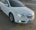 Белый Опель Инсигния, объемом двигателя 2 л и пробегом 313 тыс. км за 7000 $, фото 1 на Automoto.ua