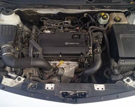 Белый Опель Инсигния, объемом двигателя 1.6 л и пробегом 158 тыс. км за 7500 $, фото 7 на Automoto.ua