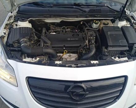 Белый Опель Инсигния, объемом двигателя 1.6 л и пробегом 158 тыс. км за 7500 $, фото 8 на Automoto.ua